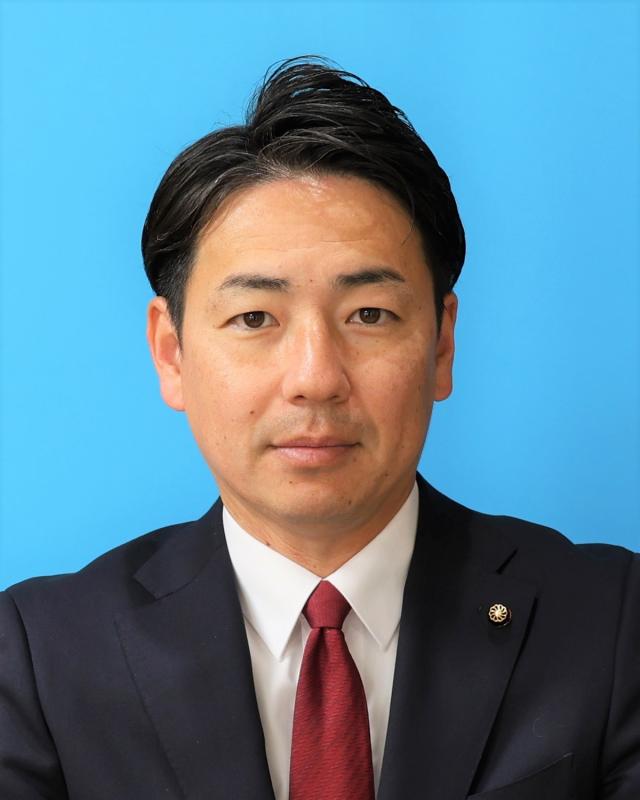 杉山議員の顔写真