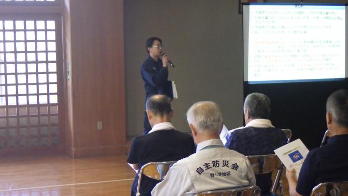 取手警察署警備課による防犯対策に関する講演の様子