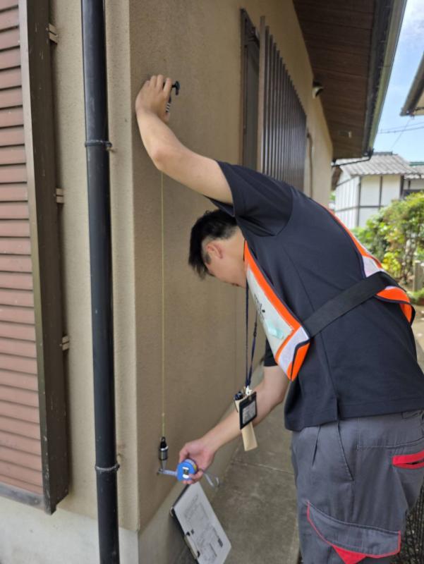 派遣職員が被害認定調査を行っている様子