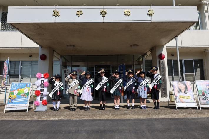 令和7年度の一日警察署長の様子