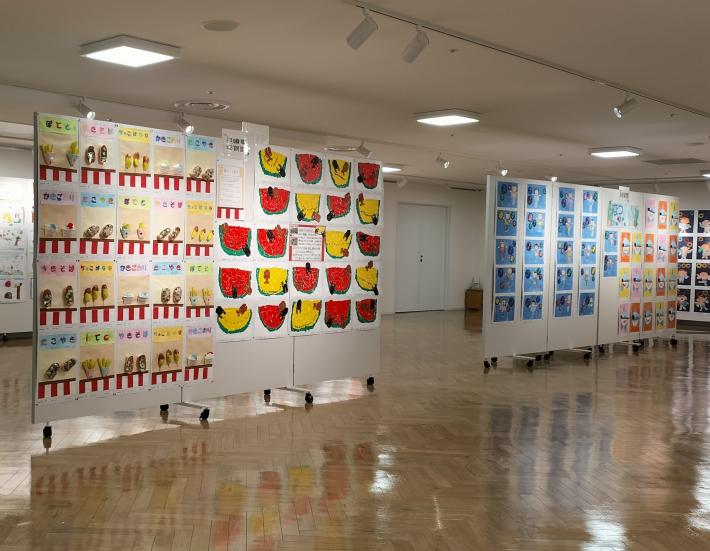令和7年度「にこにこ元気なとりでっこ!!作品展」の絵1