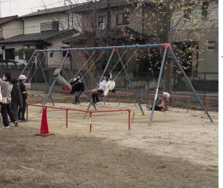 ブランコ_戸頭小