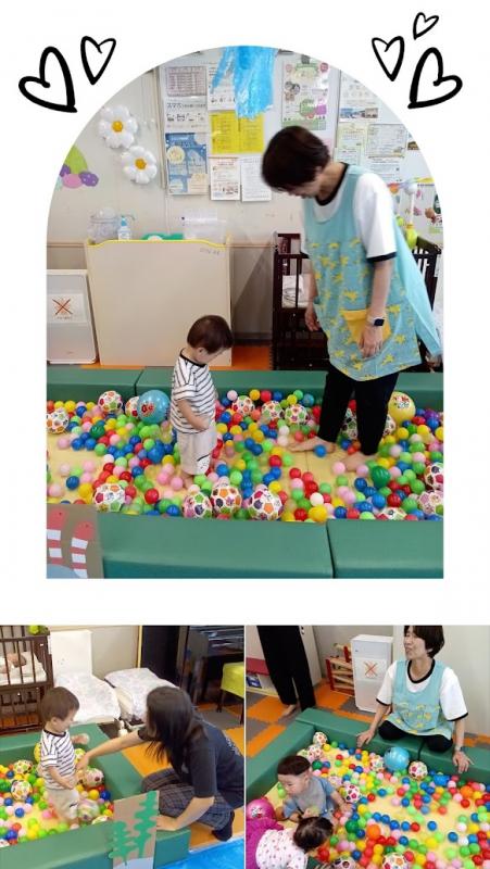 先生とボールプールで遊ぶ写真