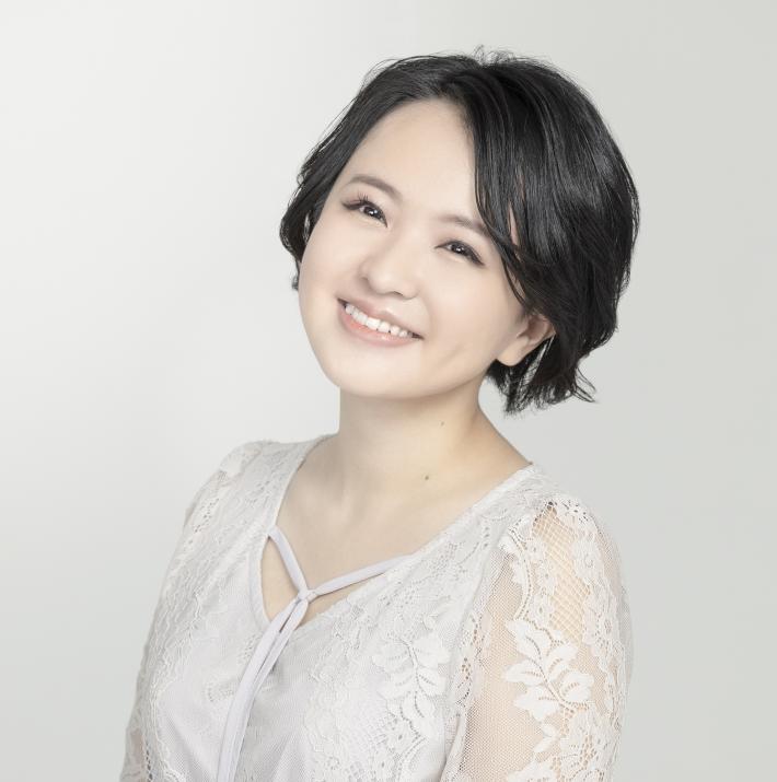 さくらまやさんの笑顔の写真
