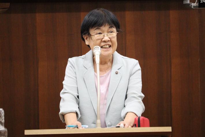 加増議員の一般質問の様子