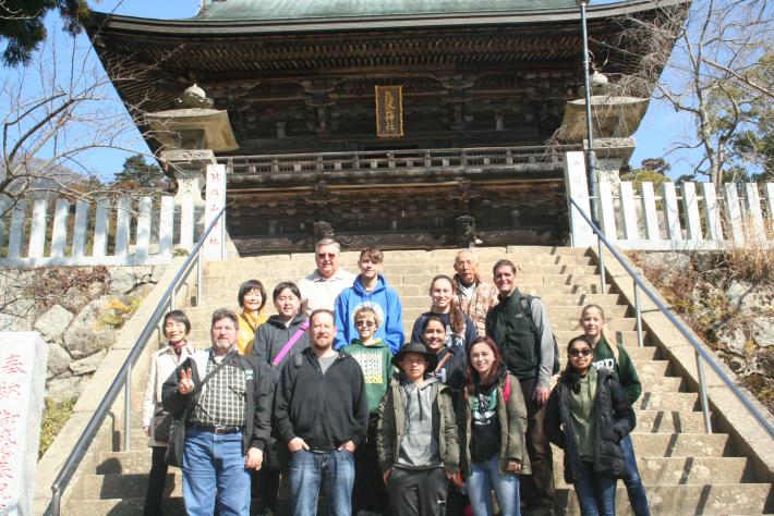 筑波山神社の前で撮影した写真