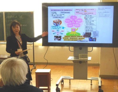 桜が丘小学校の学校運営協議会の様子