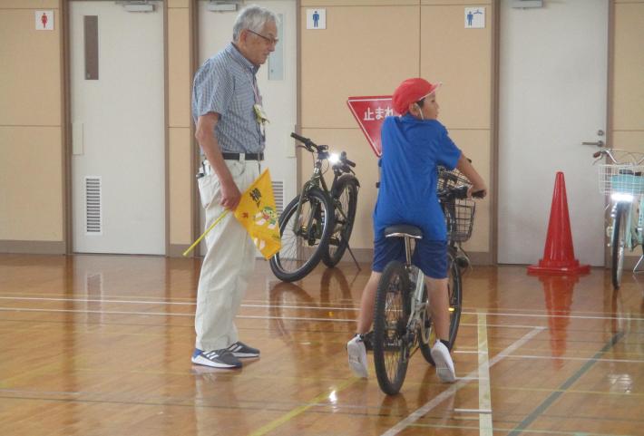 桜が丘小学校での交通安全教室の様子