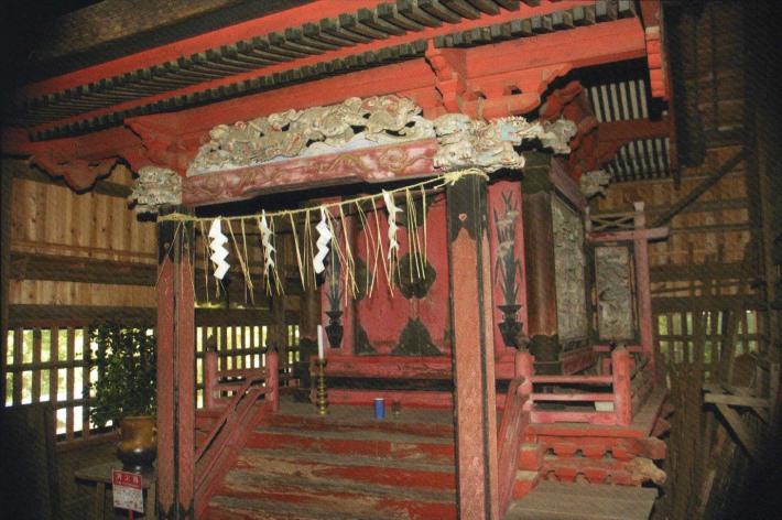 白山神社本殿の写真