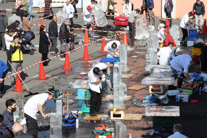 氷彫刻大会を上から見た様子