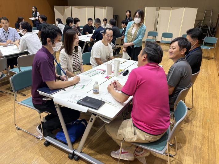 「やさしい日本語」研修の様子1