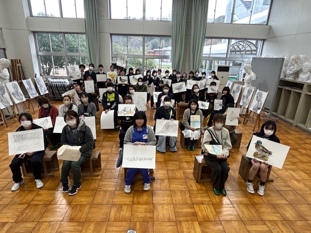 協力していただいた松陽高校の皆さんと記念写真を撮りました。