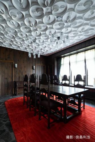 旧渡辺甚吉邸食堂写真(撮影傍島利浩)